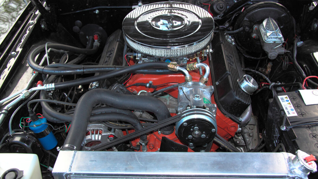 Dodge Challenger, Motor