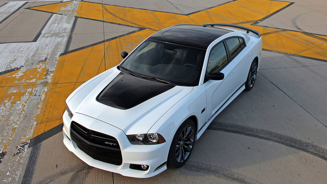 Dodge Charger SRT 8 392