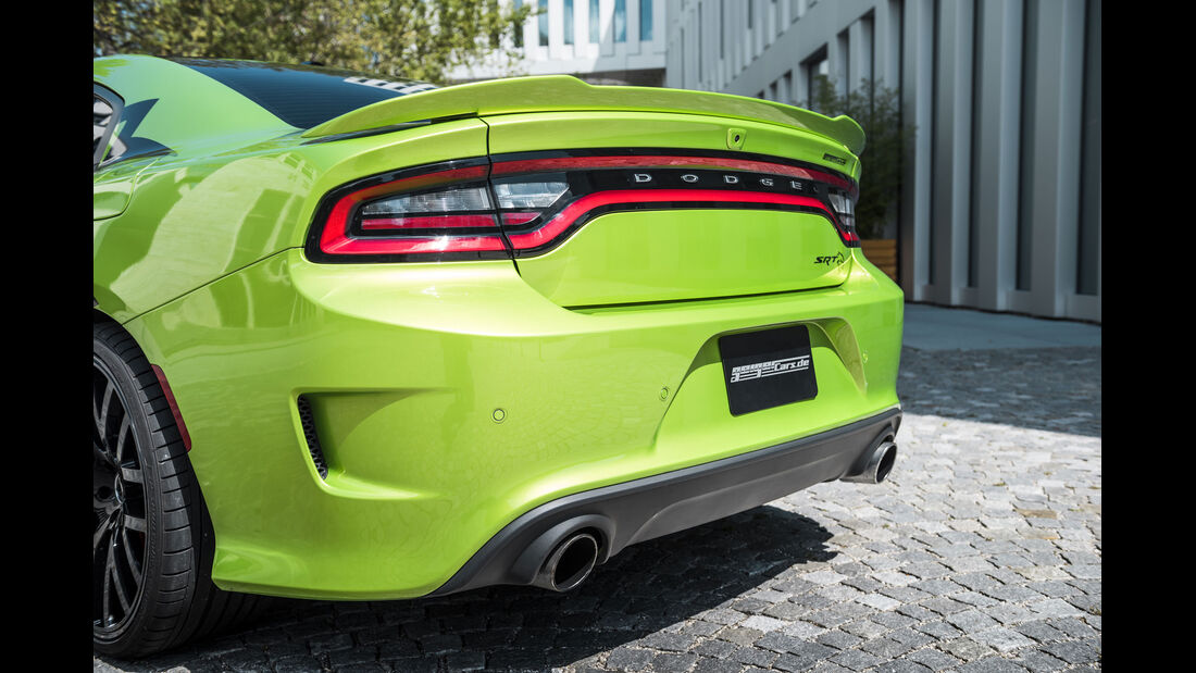Dodge Charger SRT Hellcat by Geiger Cars