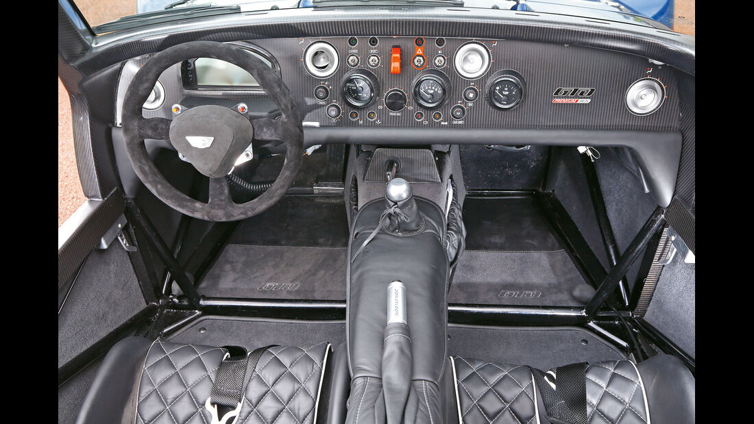 Donkervoort D8 GTO Performance, Cockpit