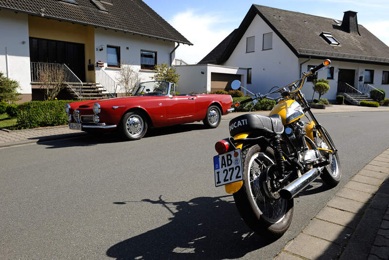 Ducati 350 Scrambler, Alfa Romeo 2600 Touring Spider