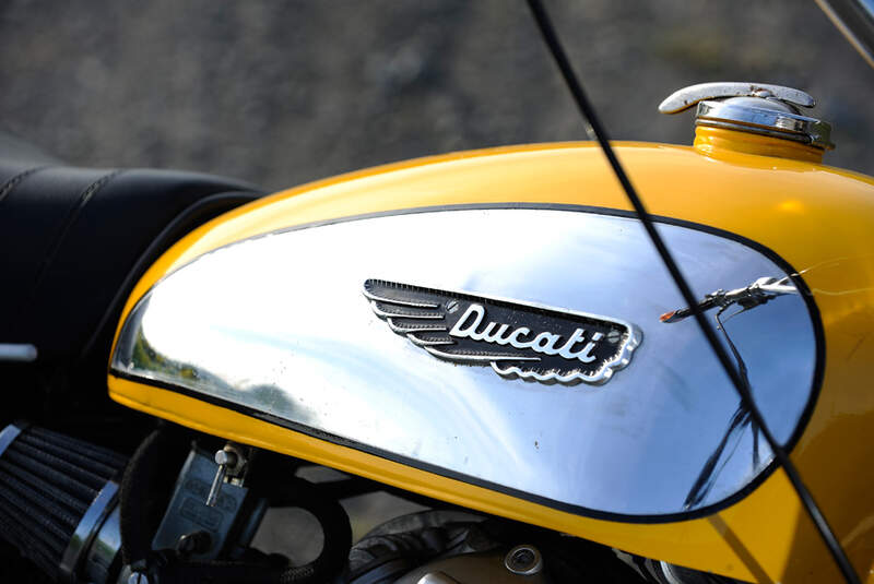 Ducati 350 Scrambler, Detail, Tank