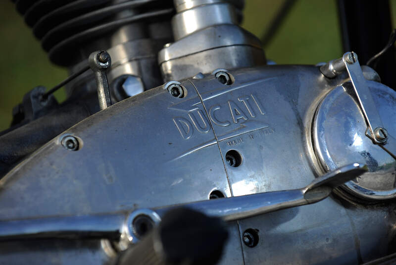 Ducati 350 Scrambler, Detail