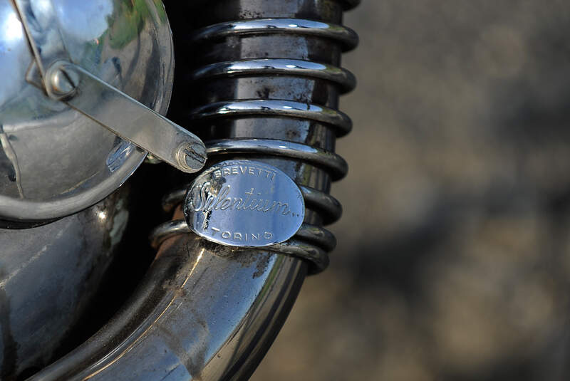 Ducati 350 Scrambler, Detail