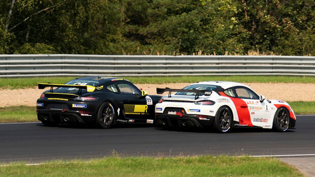 Edwin Waldhier (#1) - Sascha Halek (#2) - Porsche Cayman GT4 Clubsport 