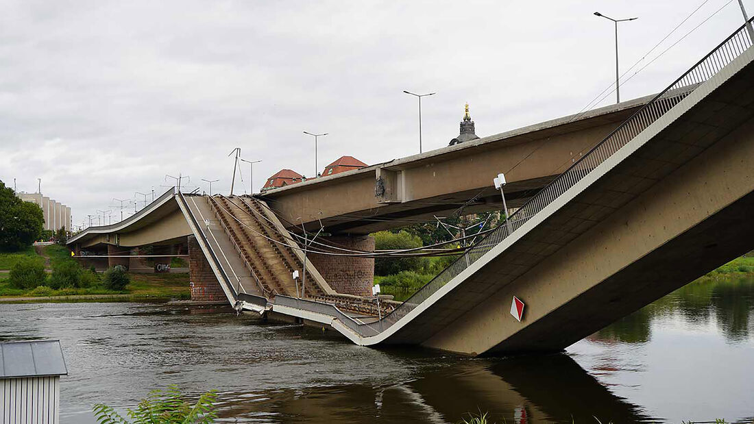 Eingestürzte Carolabrücke Dresden