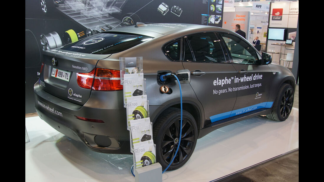 Elaphe In-Wheel Motors - BMW X6 - Electric Vehicle Symposium 2017 - Stuttgart - Messe - EVS30