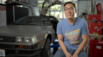 Elektrischer DeLorean driftet autonom