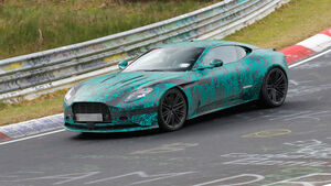 Erlkönig Aston Martin D12