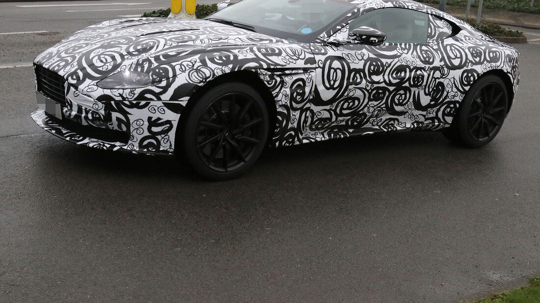 Erlkönig Aston Martin DB11