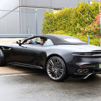 Erlkönig Aston Martin DBS Superleggera Volante