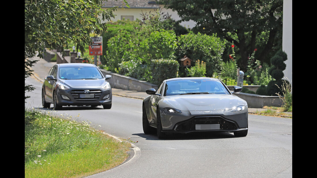 Erlkönig Aston Martin Vantage S