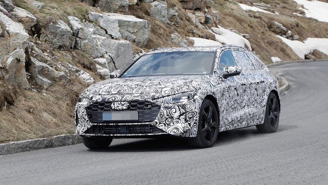 Audi A4 e-tron 2024, Prototypes Now in Tests