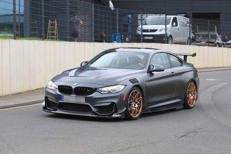 Erlkoenig-BMW-M4-CSL-fotoshowBig-da4707e2-1172726.jpg