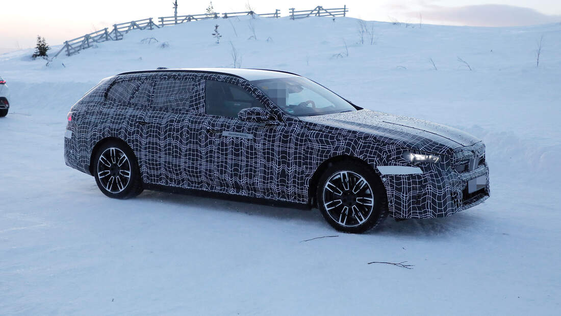 Erlkönig BMW i5 Touring