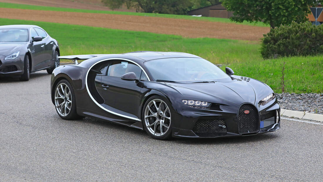 Бугатти супер спорт 300