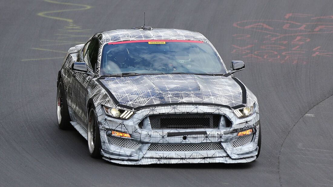 Erlkönig Ford Mustang SVT