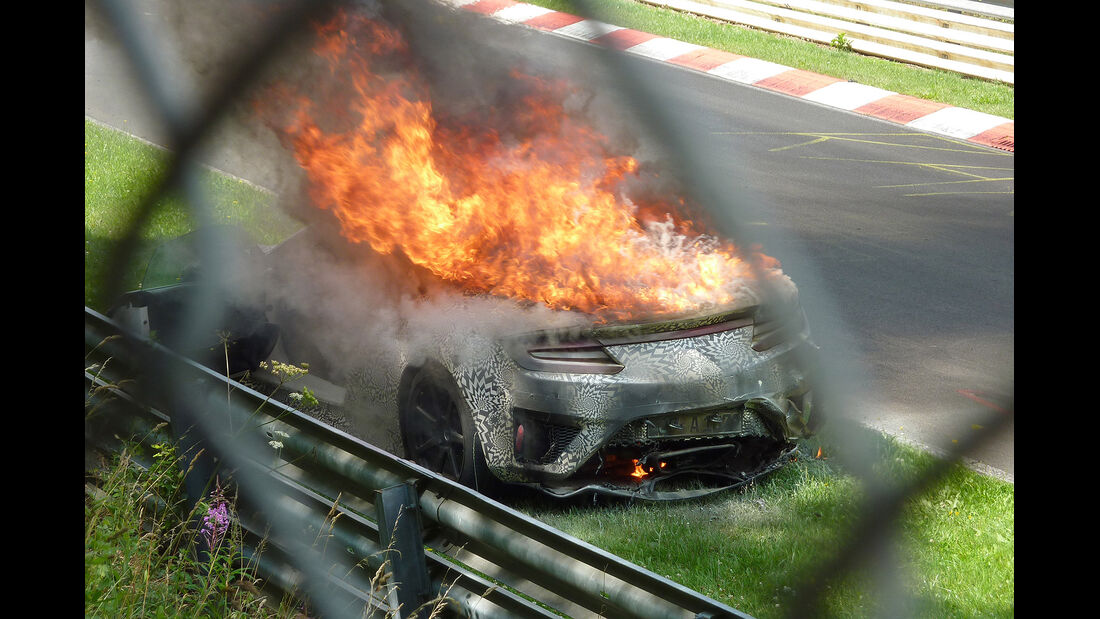 Erlkönig Honda NSX Feuer