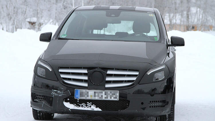 Erlkonig Mercedes B Klasse Amg Amg Kront Die Baureihe Mit B25 Auto Motor Und Sport