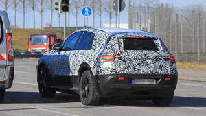 Erlkönig Mercedes EQC