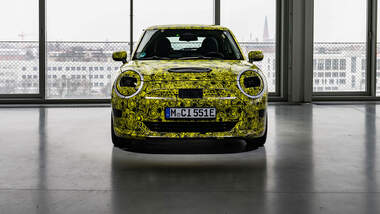 Erlkönig Mini Cooper E 