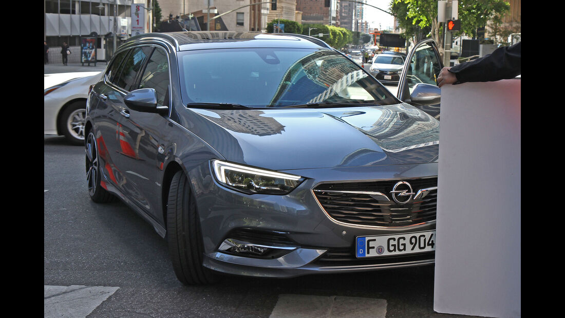 Erlkönig Opel Insignia Grand Sport