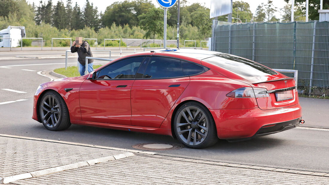 Erlkönig Tesla Model S Plaid Nürburgring