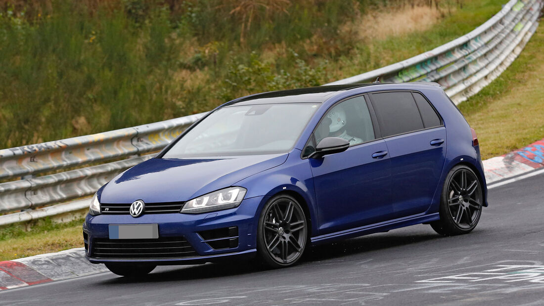 Erlkönig VW Golf R420