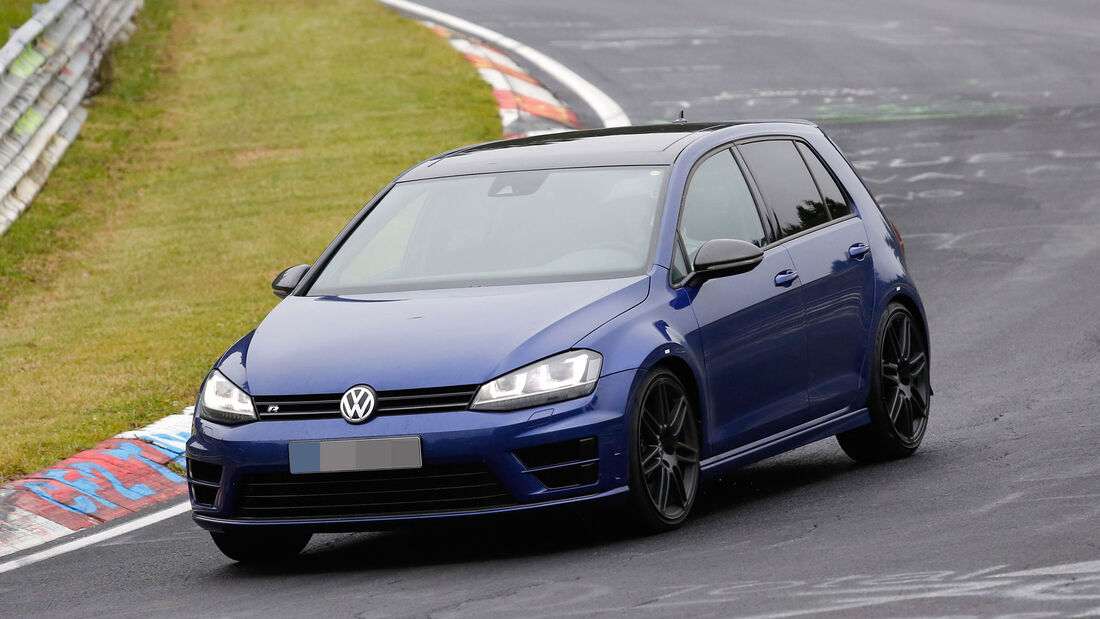 Erlkönig VW Golf R420