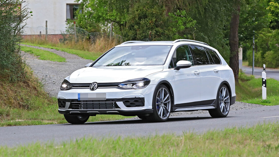Neuer VW Golf Variant R (2021) Ausgang für den 333PS