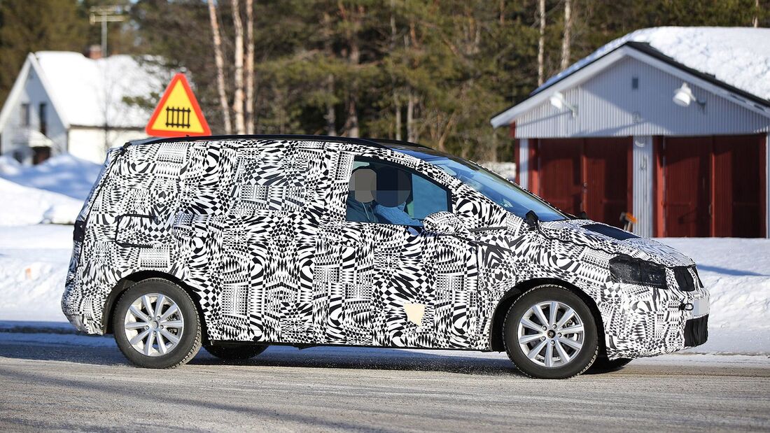 Erlkönig VW Touran: Neuer Kompaktvan kommt 2015