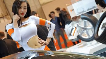 Essen Motor Show 2016, Girls