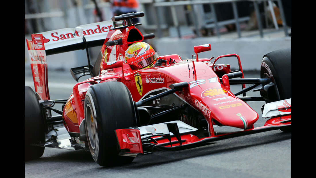 Esteban Gutierrez - Ferrari - Formel 1-Test - Barcelona - 13. Mai 2015