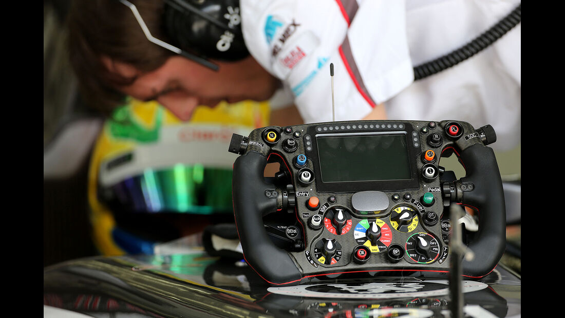 Esteban Gutierrez - Sauber - Formel 1 - Test - Bahrain - 28. Februar 2014 