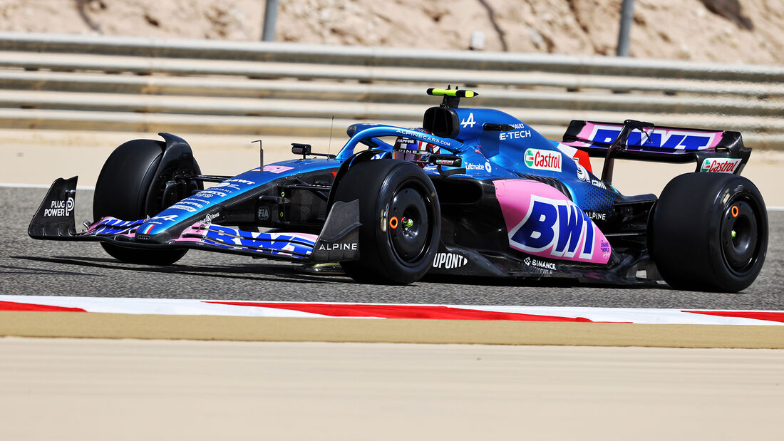 Esteban Ocon - Alpine - F1-Test Bahrain - Tag 1 - 10. März 2022