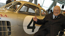 Eugen Böhringer feiert seinen 90. Geburtstaqg im Mercedes-Benz Museum