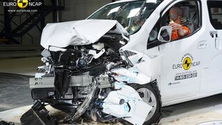 EuroNCAP-Crashtest Nissan Evalia