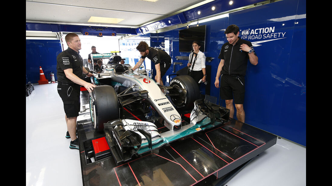 FIA Garage - Mercedes - Formel 1 - 2016