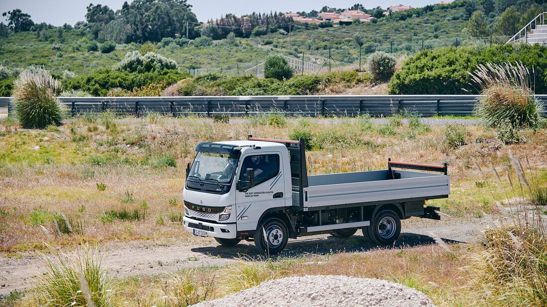 FUSO Next Generation eCanter 2023