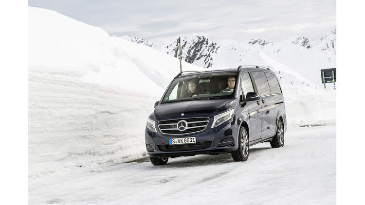 Fahrbericht Mercedes V Klasse 4 Matic Allradantrieb Perfekt Kombiniert Auto Motor Und Sport