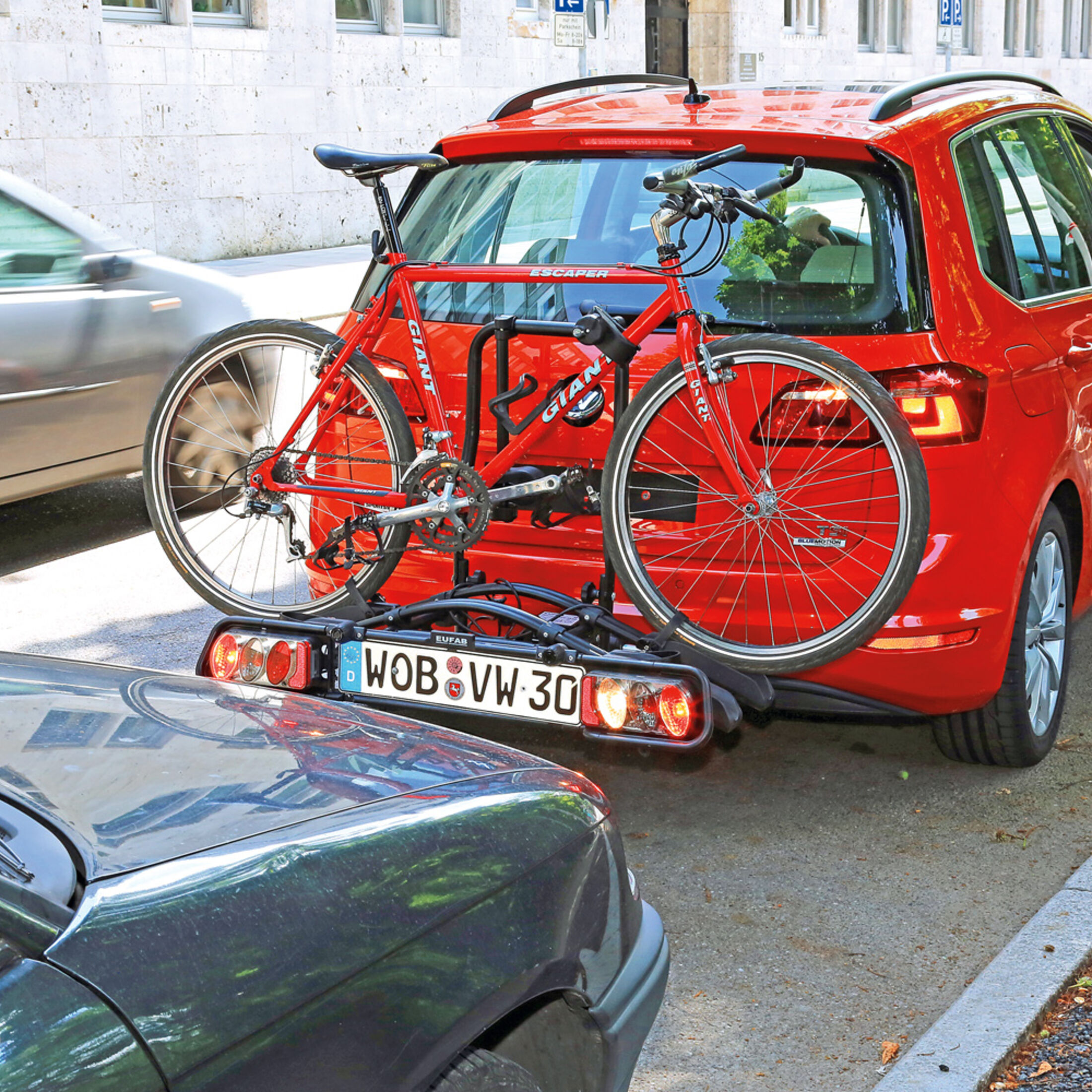 Fahrradträger mit Einparkhilfe: Abstandswarner getestet