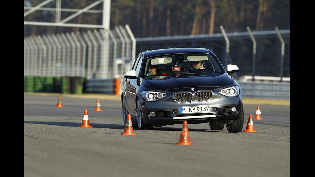 Fahrwerke im Vergleich, BMW 1er mit Adaptiv-Fahrwerk