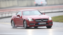 Fahrwerke im Vergleich, Mercedes SLK mit Adaptiv-Fahrwerk