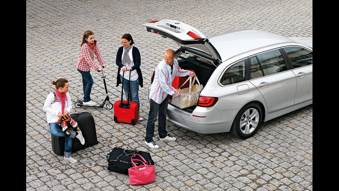 Familienauto, BMW 5er Touring einladen Gepäck