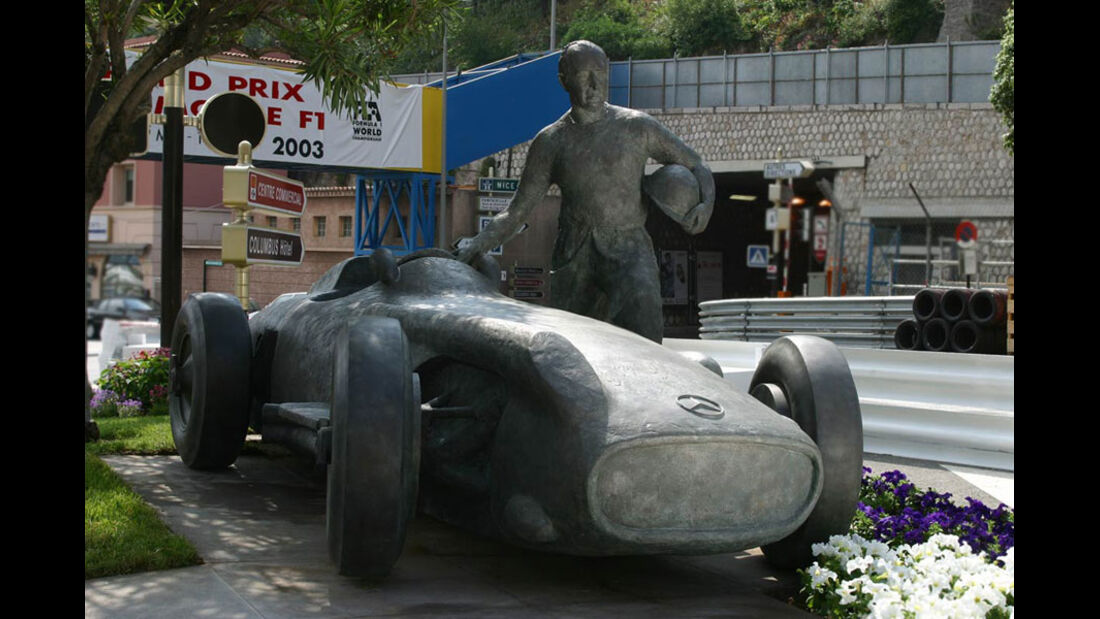 Fangio Denkmal Monaco