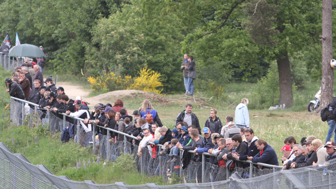 Fans VLN Langstreckenmeisterschaft Nürburgring