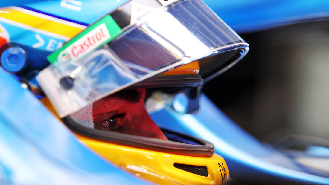 Fernando Alonso - Alpine - Formel 1 - GP Saudi-Arabien - Jeddah - Freitag - 3.12.2021