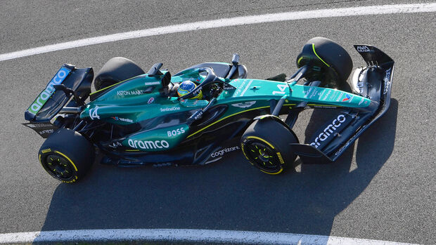 Fernando Alonso - Aston Martin AMR24 - F1-Auto 2024 - Silverstone-Shakedown