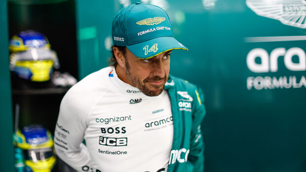 Fernando Alonso - Aston Martin - GP Saudi-Arabien - Jeddah - Formel 1 - 8. März 2024