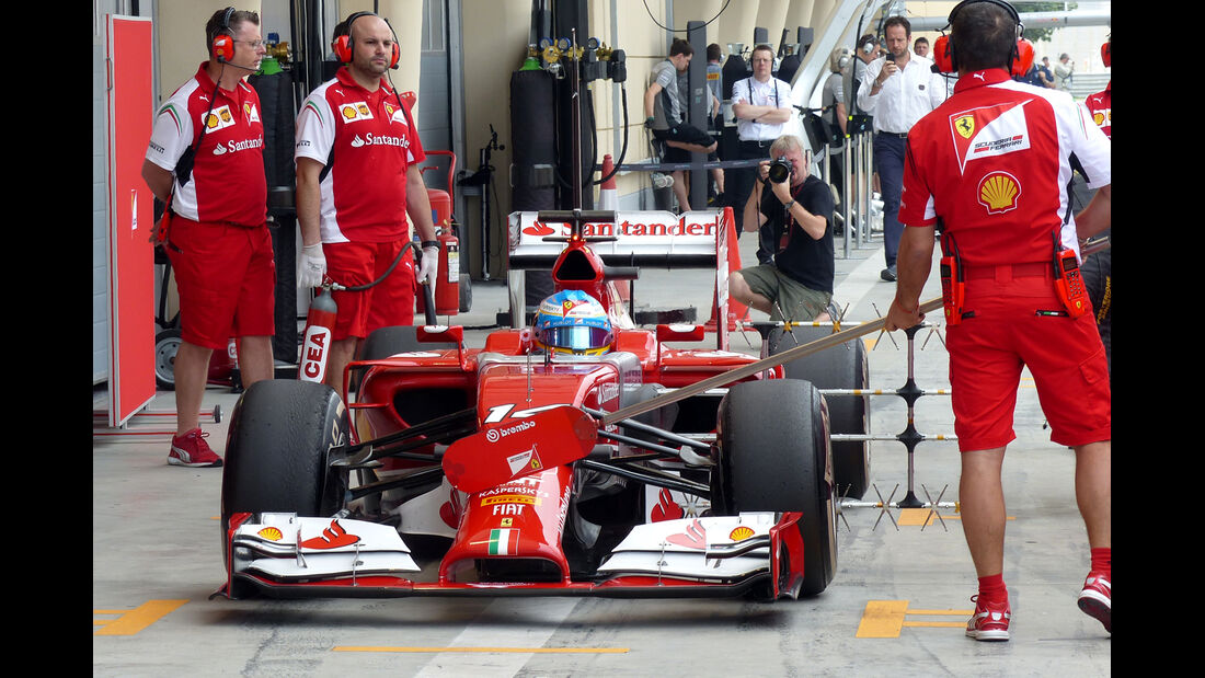 Fernando Alonso - Ferrari - Formel 1 - Bahrain-Test 2014